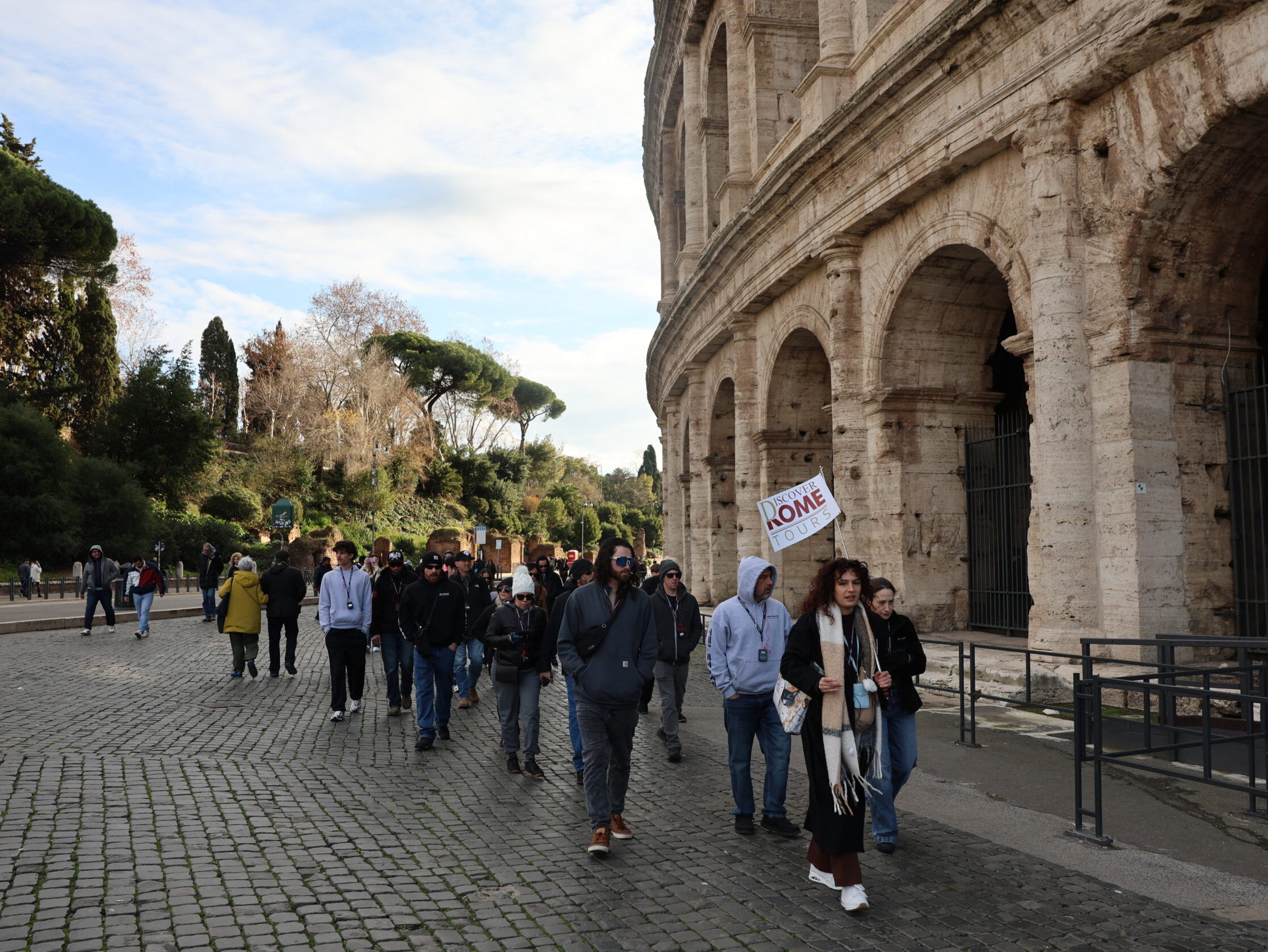 discover rome tours-02-guided colosseum tour