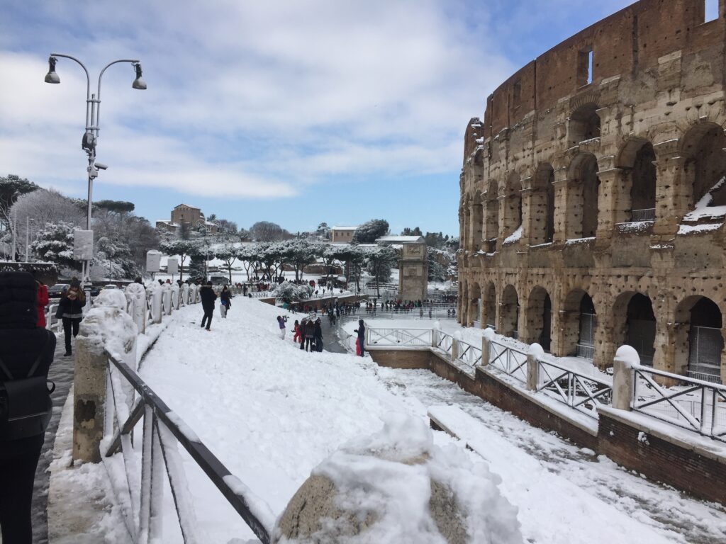 Colosseum Snow 01