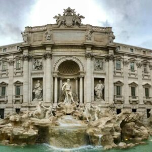 Trevi Fountain Guided Tour with Exclusive Access